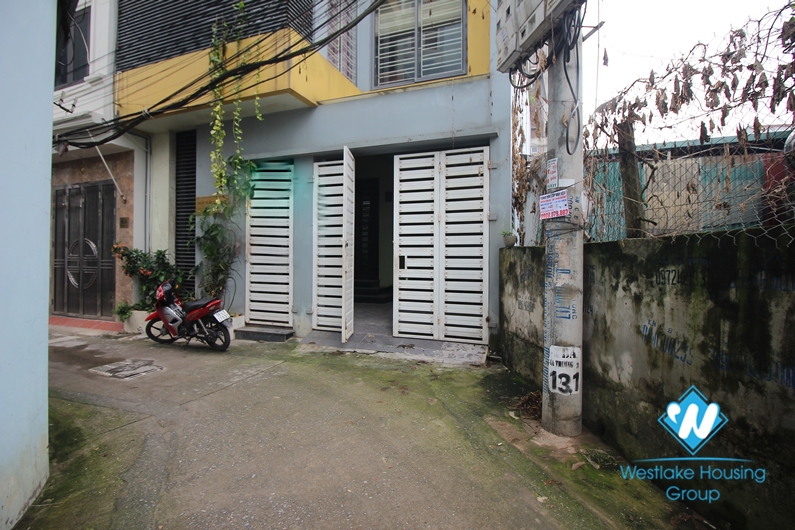 5 bedroom house with good space for rent in Ngoc Thuy