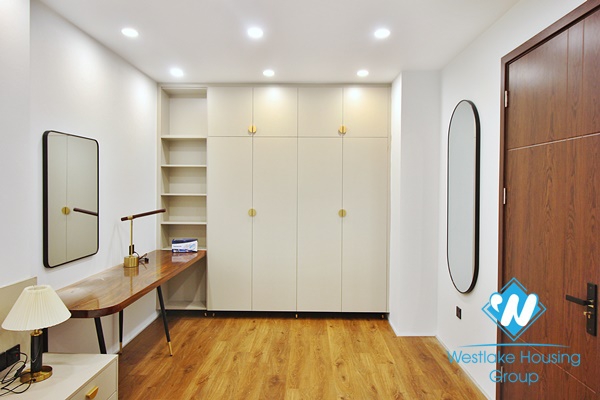 Beautiful and modern 1 bedroom apartment for rent in Tay Ho, Ha Noi