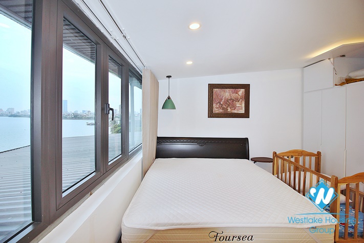 Duplex apartment with lake view for rent in Ve Ho st, Tay Ho District 