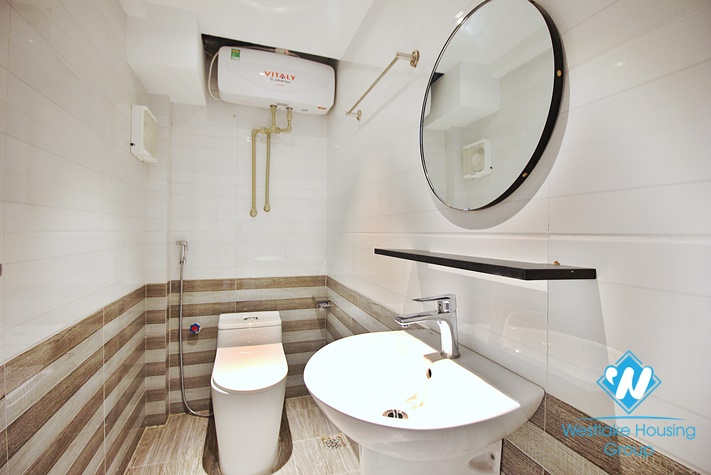 Duplex apartment with lake view for rent in Ve Ho st, Tay Ho District 