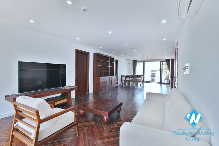 High-end 3 beds apartment for rent in Tay Ho st, Tay Ho area