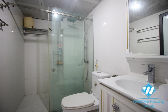 Big size apartment with nice view for rent in Tu Hoa, Tay Ho Distr