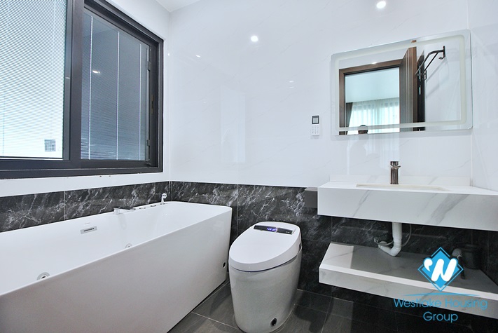 Brand new and morden 3beds apartment for rent in Dang Thai Mai, Tay Ho