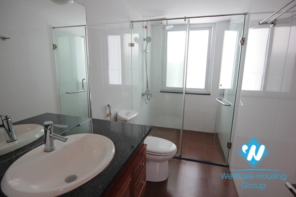 A spacious 3 bedroom apartment for rent in Tay ho, Hanoi