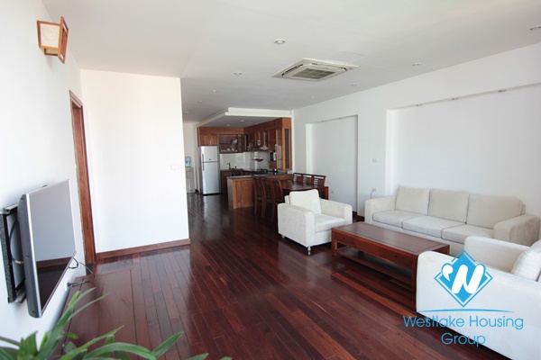 A spacious 3 bedroom apartment for rent in Tay ho, Hanoi