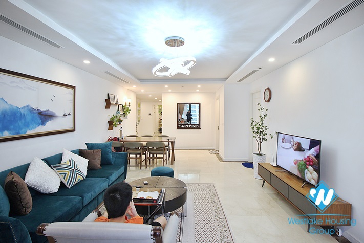 A charming 2+ bedrooms apartment for rent in D'Leroi Soleil buidling, Xuan Dieu, Tay Ho