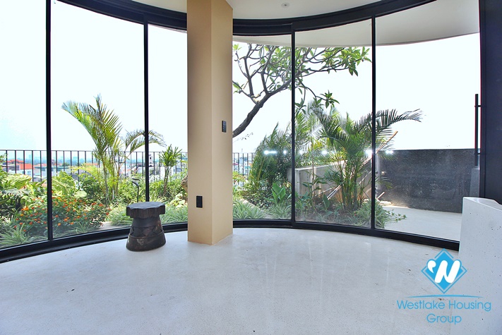 Duplex apartment with swimming pool for rent in Tay Ho district 