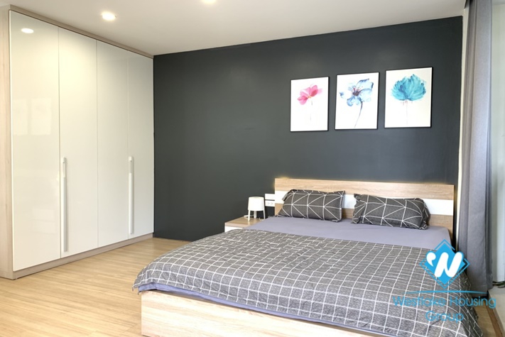 Nice studio for rent in Ong Ich Khiem st, Ba Dinh district .