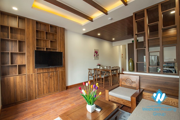 One big bedroom apartment for rent in Linh Lang st, Ba Dinh District 
