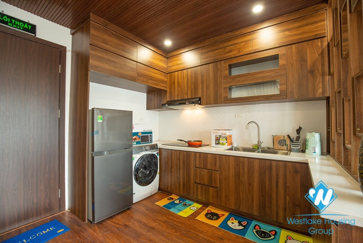 One big bedroom apartment for rent in Linh Lang st, Ba Dinh District 