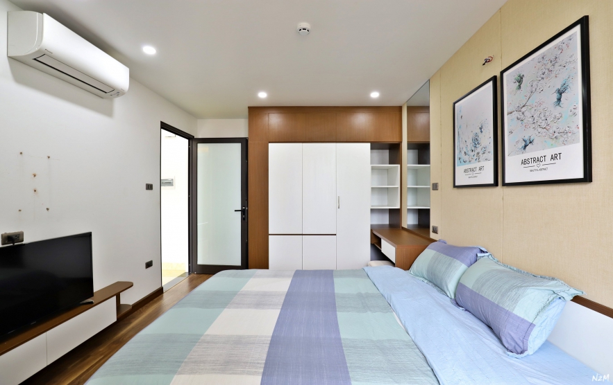 Spacious 1 bedroom apartment for rent in Xuan la, Tay ho