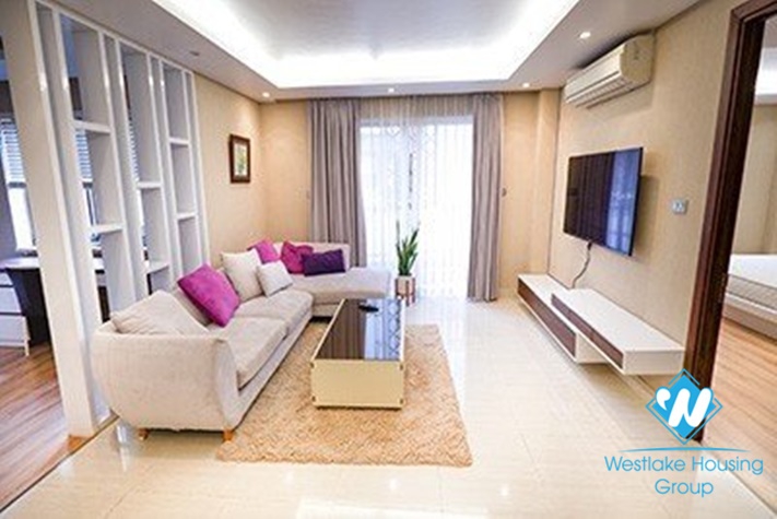 A beautiful 2 bedroom apartment for rent in Lieu Giai st, Ba Dinh district.