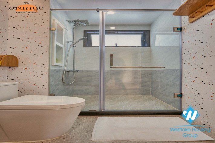 Nice deisgn apartment with lake view for rent in Vu Mien st (Yen Phu Village) Tay Ho District 