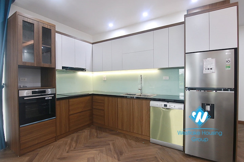 New two-room apartment for rent near Ngoc Thuy French International School, Long Bien District.