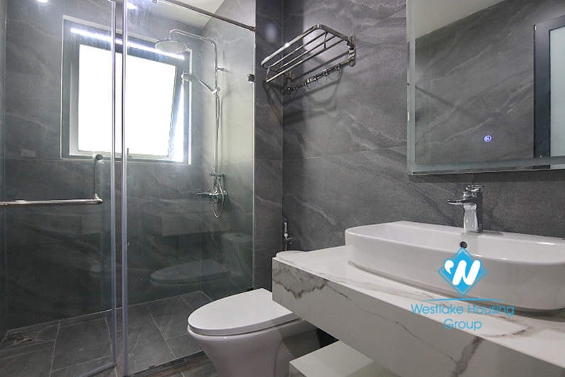 New two-room apartment for rent near Ngoc Thuy French International School, Long Bien District.