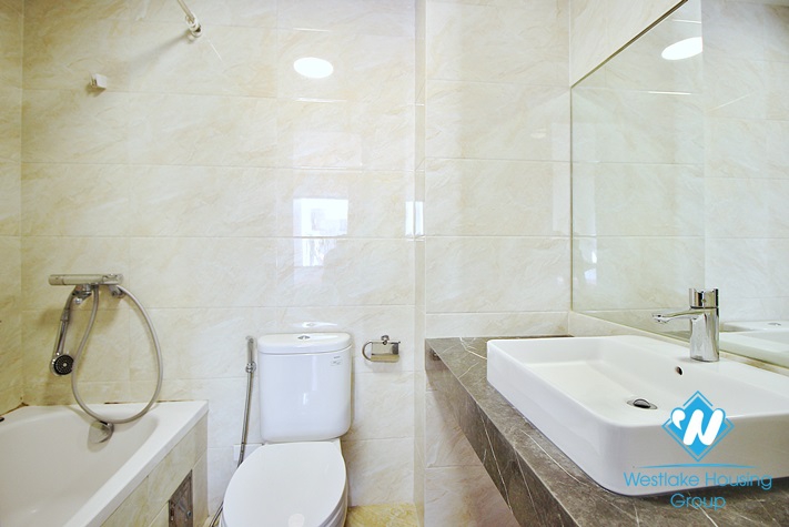 Bright 2beds apartment for rent in Xuan Dieu st, Tay Ho