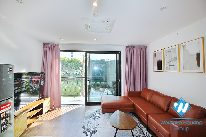 Lake view one bedroom apartment for rent in Tu Hoa street,Tay Ho, Ha Noi