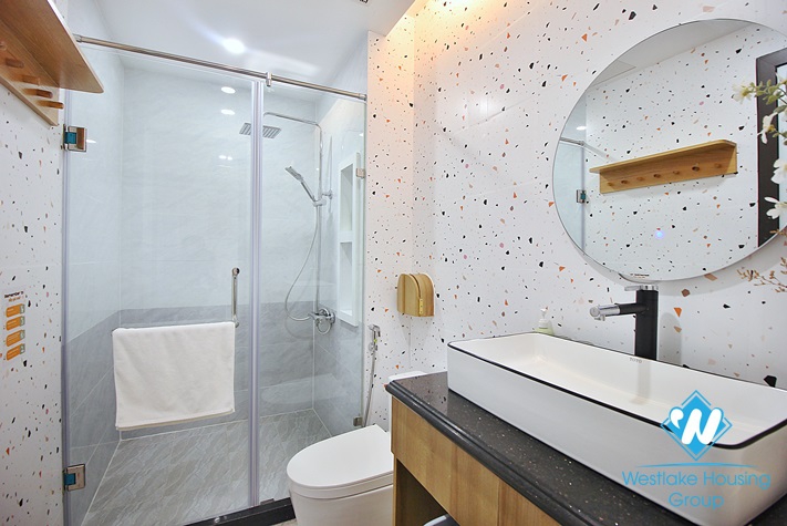 Lake view and brand new 1 bedroom apartment for rent in Vu Mien st, Tay Ho