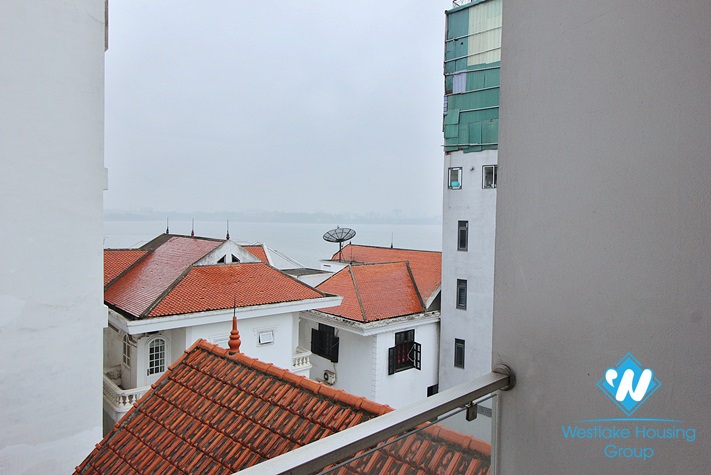 A spacious and brightly 2 bedroom apartment for rent in Tu hoa, Tay ho, Hanoi