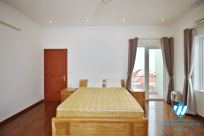 A spacious and brightly 2 bedroom apartment for rent in Tu hoa, Tay ho, Hanoi