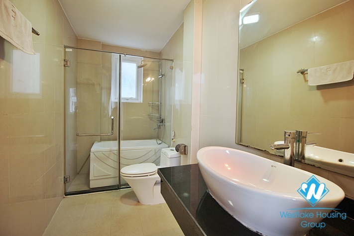 A spacious and brightly 2 bedroom apartment for rent in Tu hoa, Tay ho, Hanoi