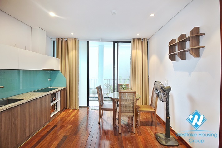 Lakeview 2bedrooms apartment for rent in Vu Mien st, Tay Ho