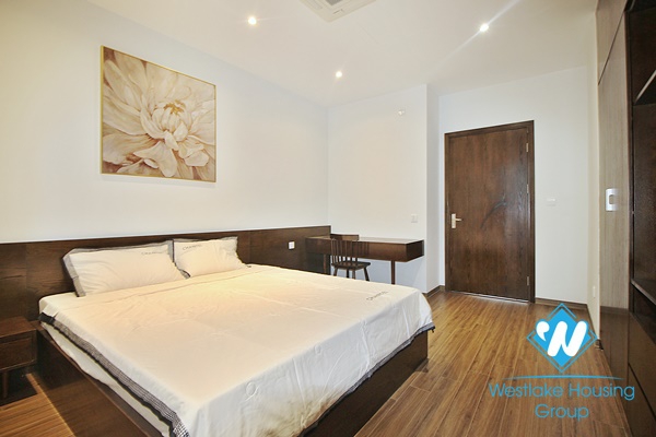 A beautiful lakeview 2 bedrooms apartment for rent in Tay Ho, Ha Noi