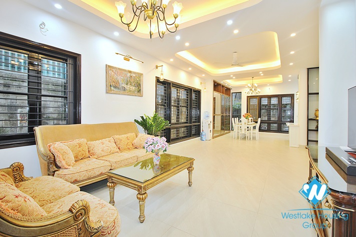 Renovated and charming house for lease in Tay Ho, Ha Noi