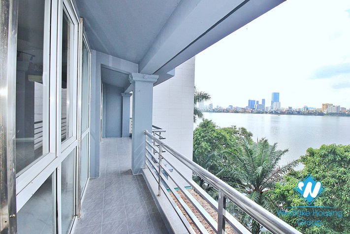 Lake view unfurnished house for rent in Dang Thai Mai, Tay Ho
