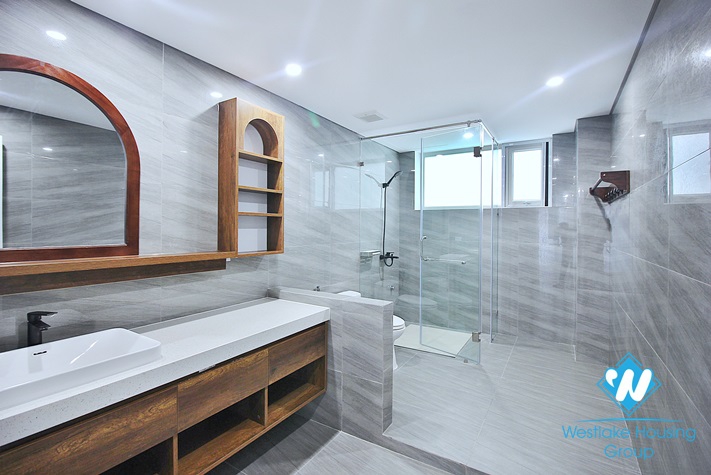 Lake view unfurnished house for rent in Dang Thai Mai, Tay Ho