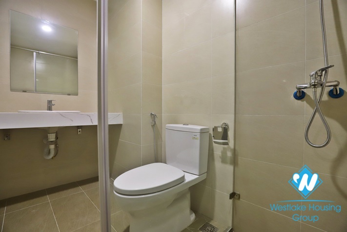 A beautiful 2 bedroom apartment for rent in Tu Hoa st, Tay Ho district.