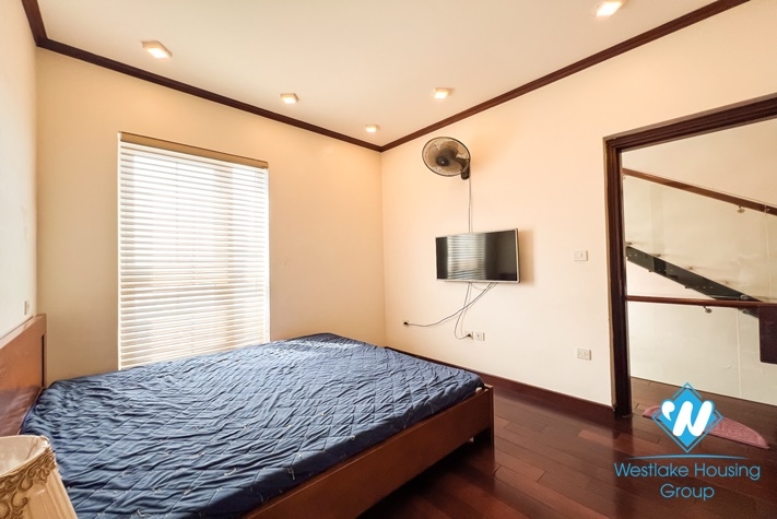 Duplex apartment for rent in Truc bach area, Ba Dinh district 