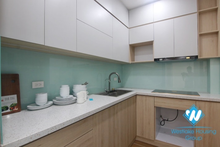 A brand new 2 bedroom apartment for rent in Ngoc Thuy st, Long Bien district.