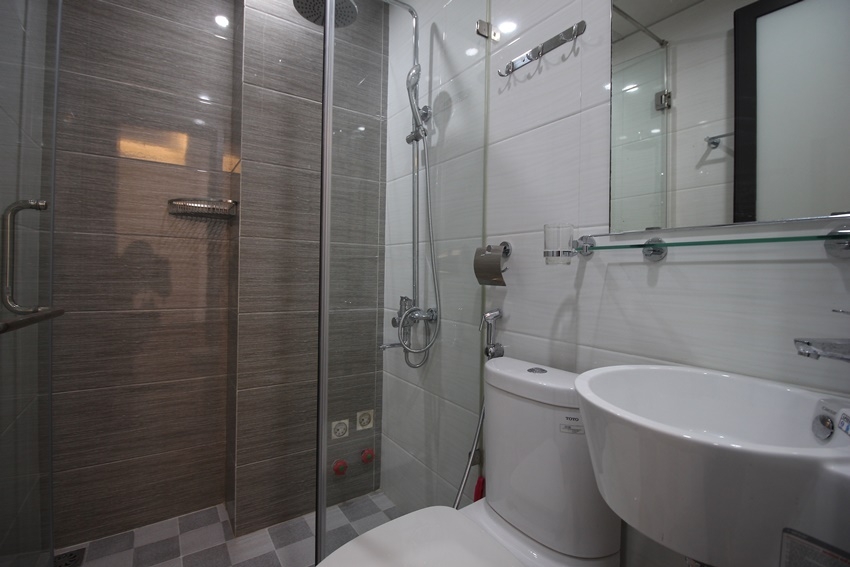 Lovely 2 bedroom next to the lake in Tay Ho, Hanoi