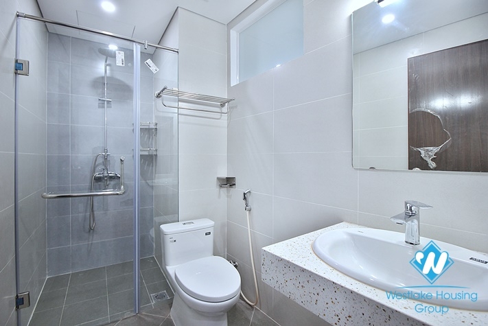 Good size 02 bedrooms apartments for rent in Xuan Dieu area, Tay Ho