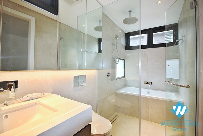 Luxury and lake view 2 bedrooms apartment for rent in Tu Hoa st, Tay Ho