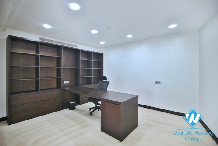 Lake view serviced apartment in Tay Ho District For Rent 