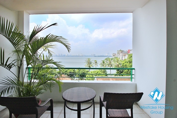 Lake view serviced apartment in Tay Ho District For Rent 
