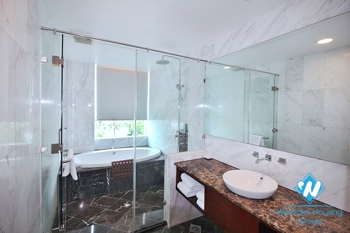 Lake view serviced apartment in Tay Ho District For Rent 