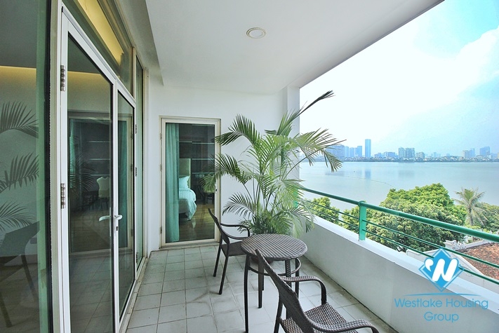 Lake view serviced apartment in Tay Ho District For Rent 