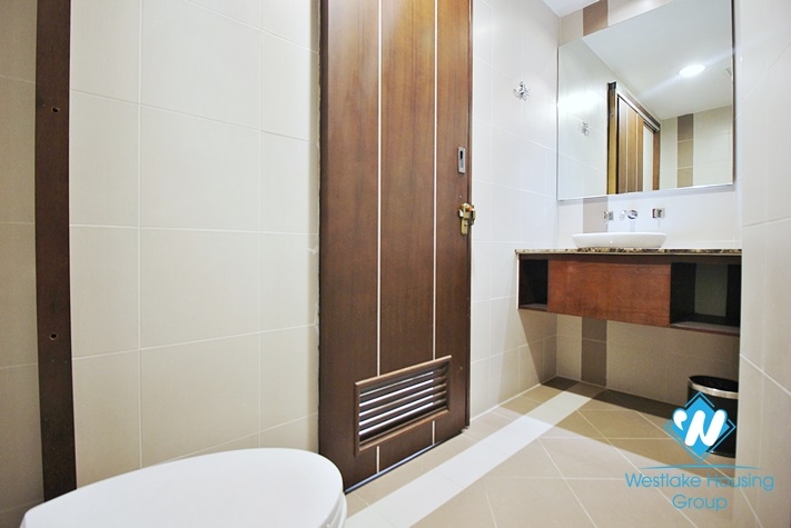 Lake view serviced apartment in Tay Ho District For Rent 