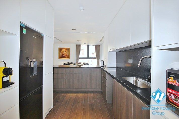 A newly 3 bedroom apartment for rent in To ngoc van, Tay ho