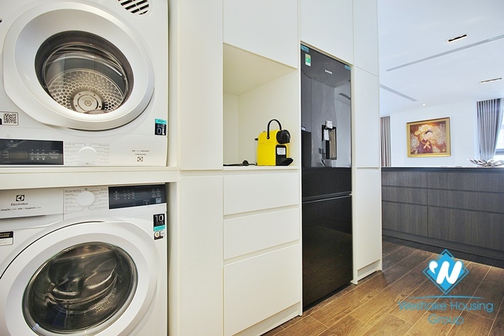 A newly 3 bedroom apartment for rent in To ngoc van, Tay ho