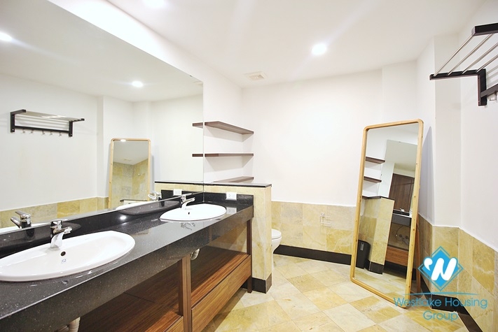 03 bedrooms apartment on the lake for rent in Tay Ho area 