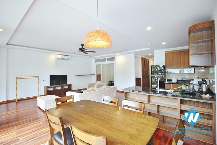 03 bedrooms apartment on the lake for rent in Tay Ho area 