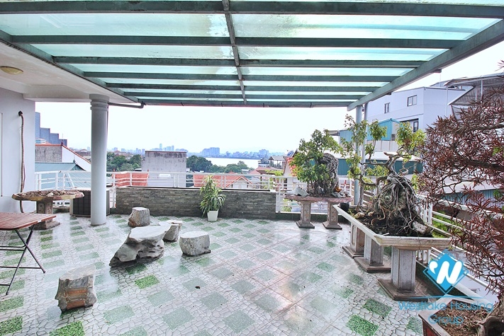 One bedroom with big balcony for rent in Tay Ho District