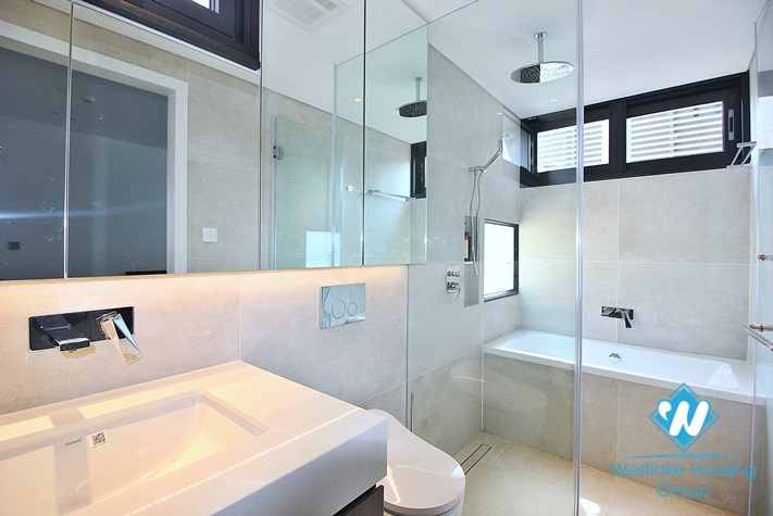 Luxury 2 bedroom apartment for rent in Tu Hoa st, Tay Ho district.