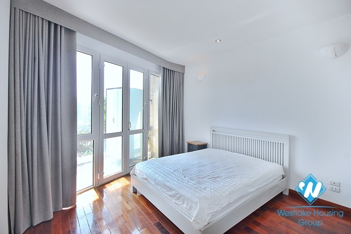 Nice 3 bedrooms apartment for rent in Quang An st, Tay Ho District