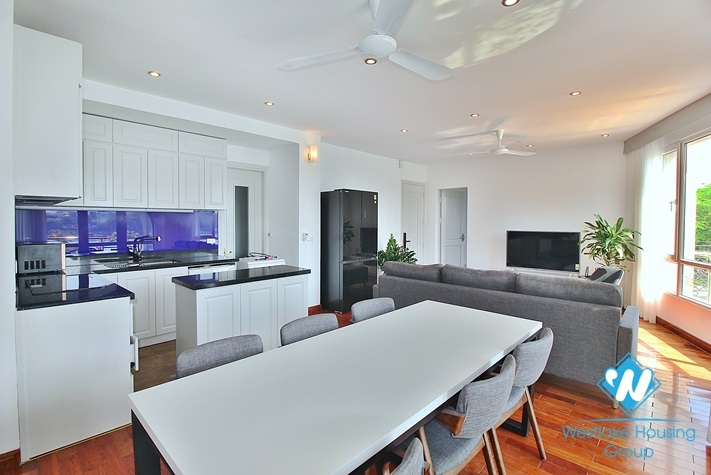 Nice 3 bedrooms apartment for rent in Quang An st, Tay Ho District