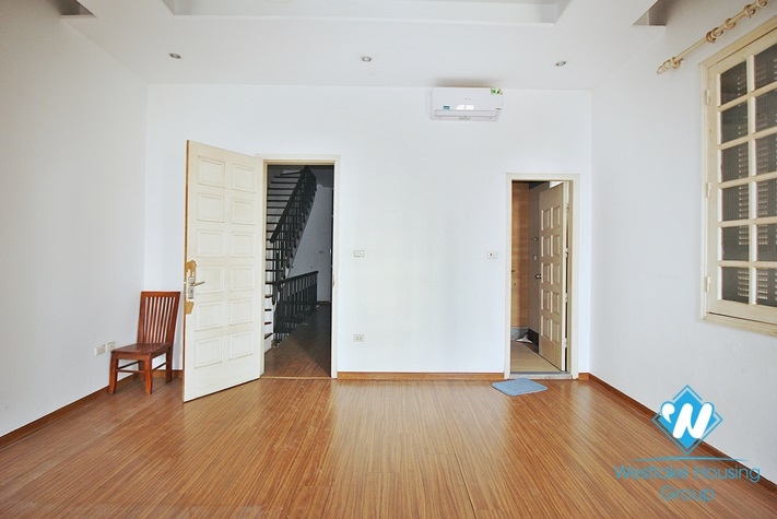 A corner house for rent in Tay Ho, Ha Noi
